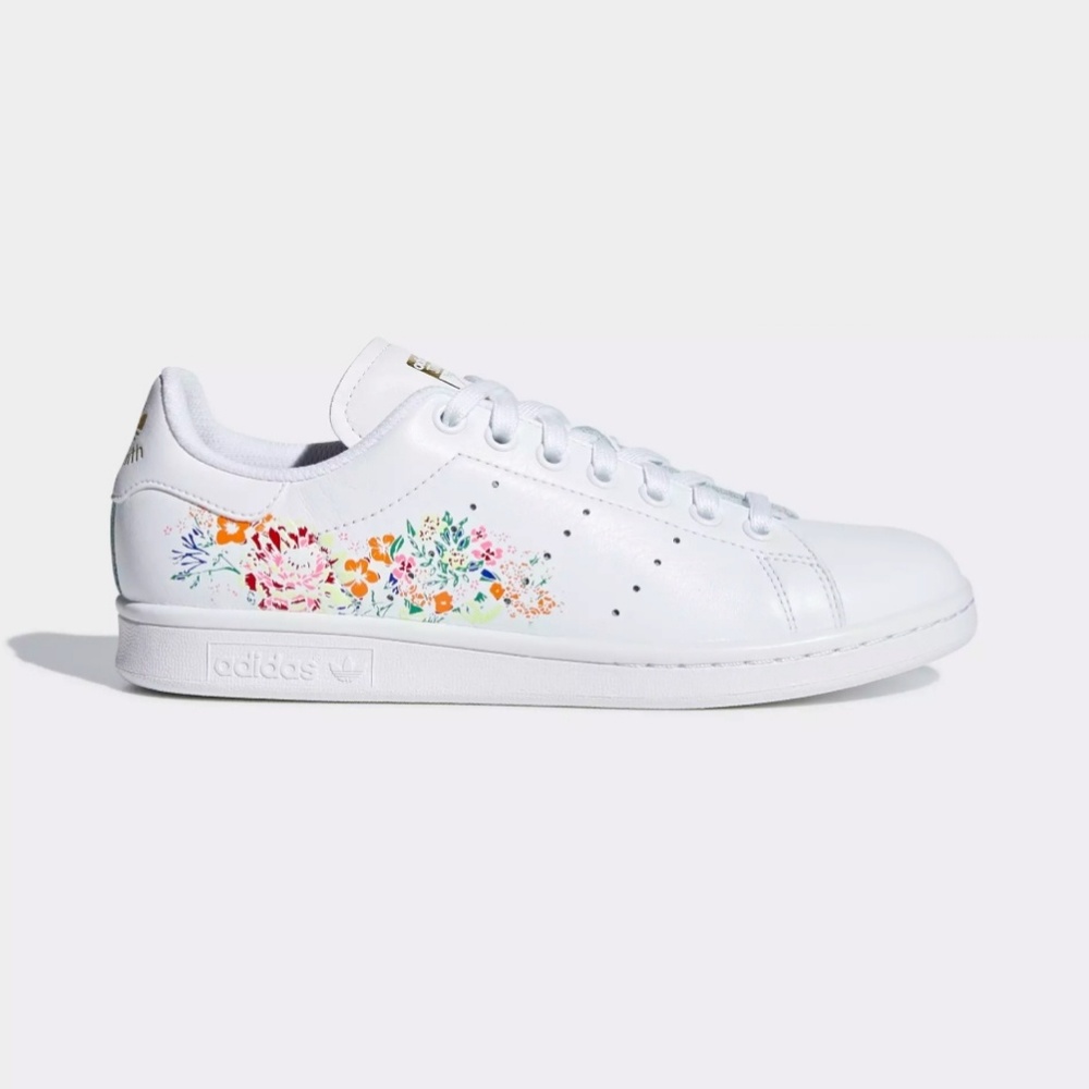 Floral  White Stan Smiths
